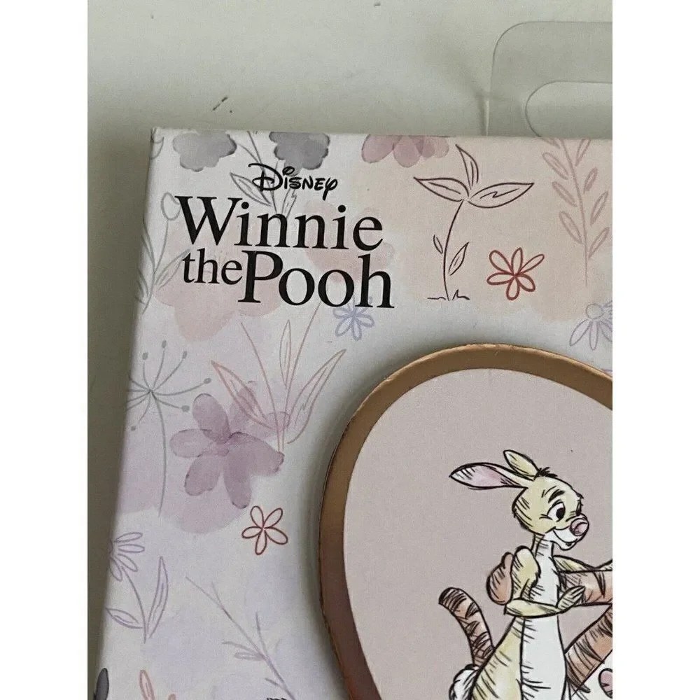 Disney Winnie The Pooh Heart Shaped‎ Eyeshadow Palette With Mirror 12 Colors NEW